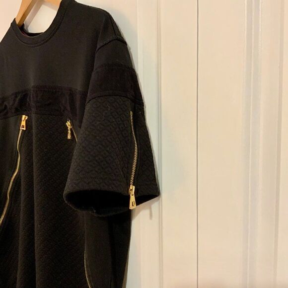 Makobi Men’s Black Short Sleeve Gold Zipper Crew Neck Top Large Urban - Picture 4 of 8